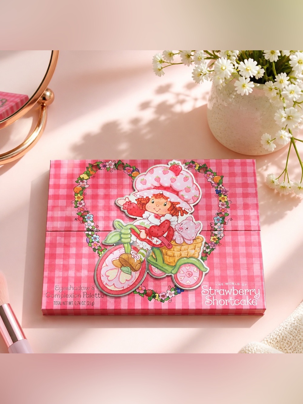 Strawberry Shortcake Eyeshadow Blush & Highlighter Palette New